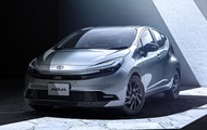 Toyota updates hybrid Aqua: new design, lower consumption and more safety