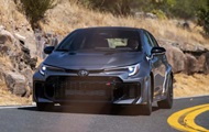 Toyota allows upgrading the GR Corolla to the 2025 level: details of the program