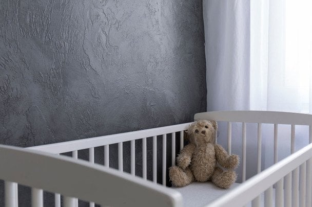 В Иерусалиме погибли трое младенцев: массовое отравление в нелегальном детском саду
