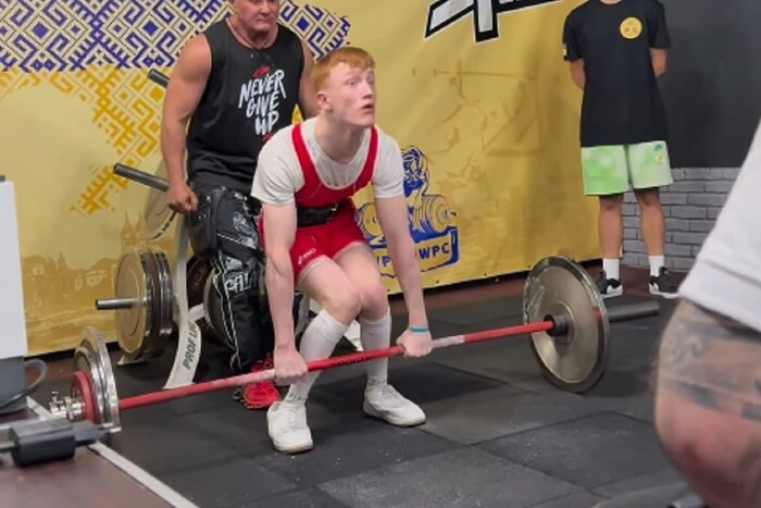 Український спортсмен із ДЦП підняв 100-кілограмову штангу (відео)