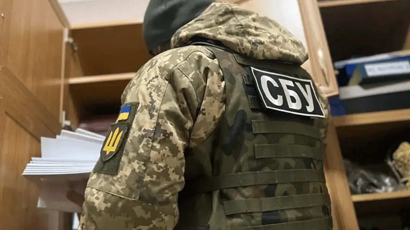 Вимкнуте тепло в київських будинках