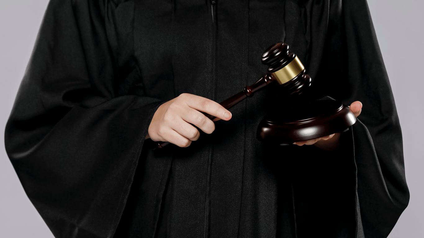 Полтавець засуджений за зраду