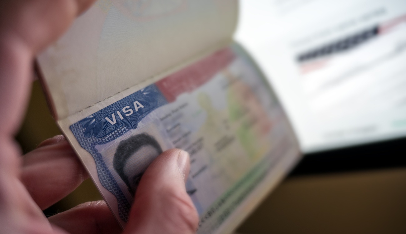 USA wstrzymują wydawanie wiz dla obywateli Rosji i 74 innych krajów: co wiadomo