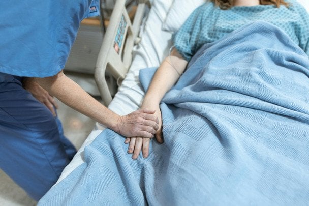 Zwolniona po 114 dniach zwolnienia lekarskiego: sąd w Australii po stronie pracodawcy