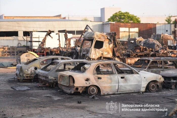 Die Russische Föderation griff Saporischschja mit 13 «Shahed»-Drohnen an: Fotos und Videos der Folgen