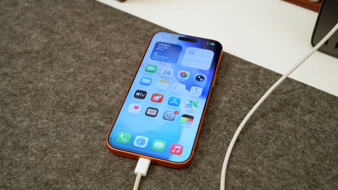 Apple Issues Safety Guidance for Overnight iPhone Charging