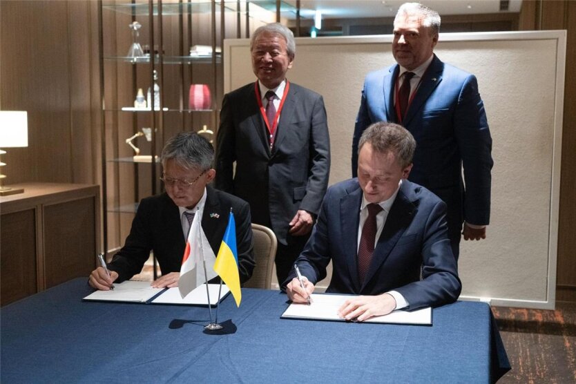 Украина и Япония заключили меморандум о разминировании: что он предполагает