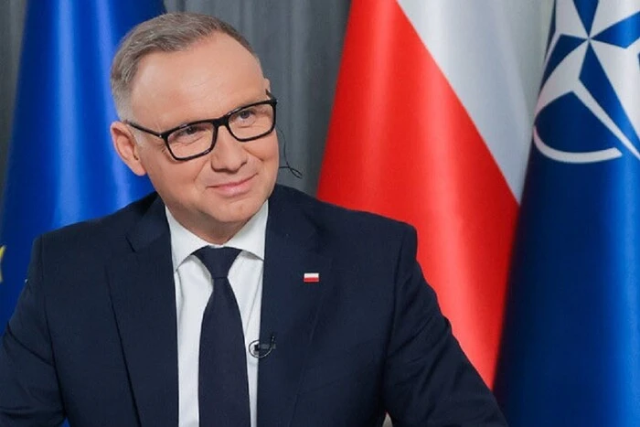 Росія атакувала Польщу дронами: Дуда розкрив дві версії подій