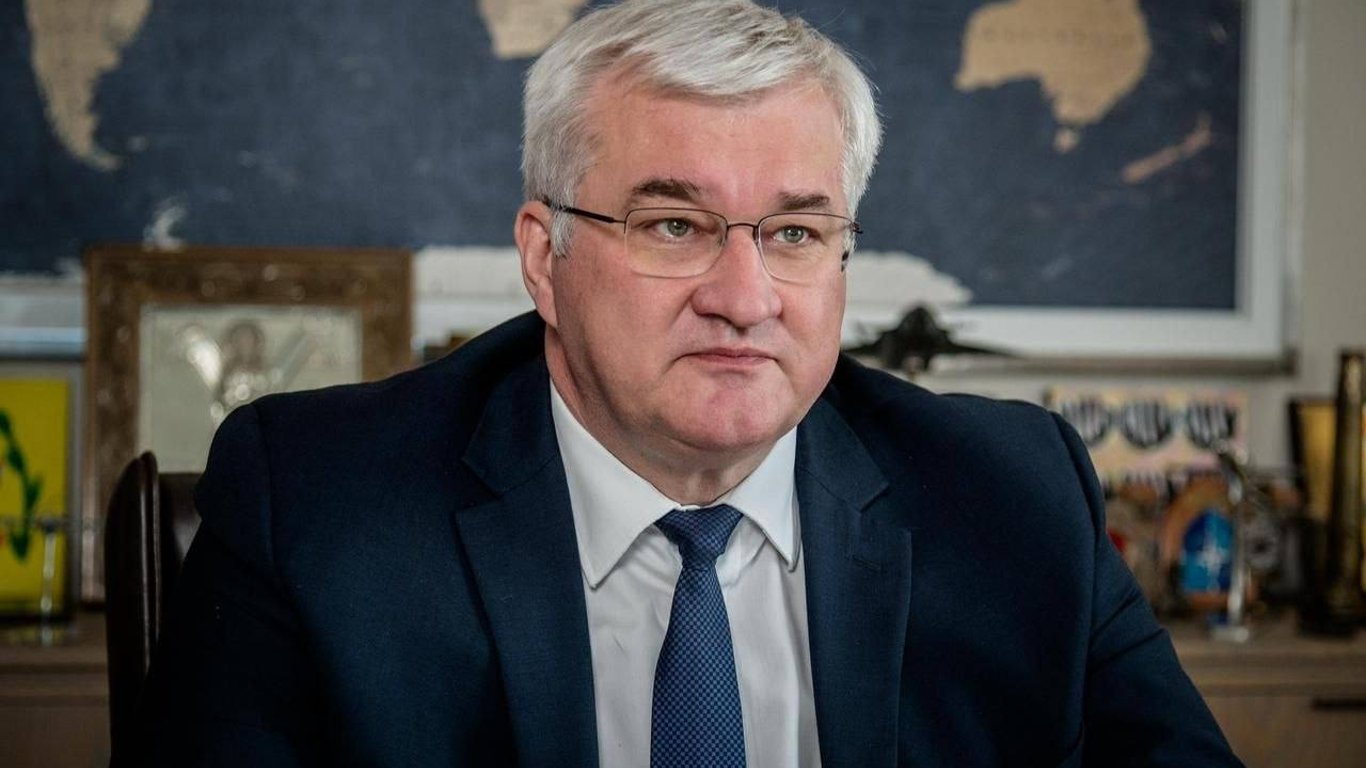 Brytyjskie przechwycenie rosyjskiego statku – komentarz Szefa MSZ Ukrainy i znaczenie dla konfliktu