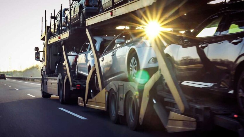 Сентябрь-2025: украинцы массово покупают подержанные авто, лидирует Volkswagen Golf