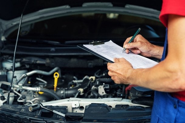 Mechanik z 30-letnim doświadczeniem wymienił trzy samochody, na które nie warto wydawać pieniędzy