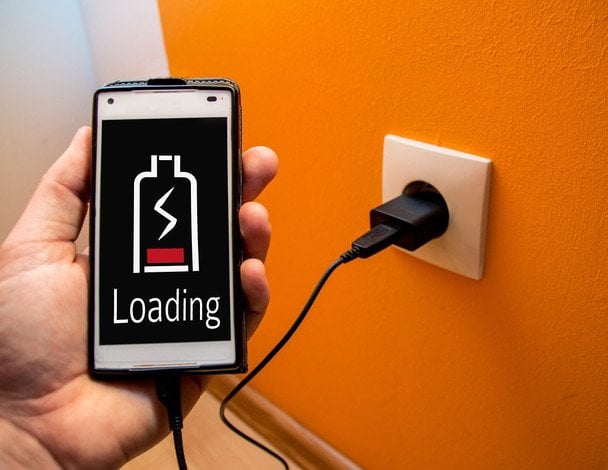 Seven Simple Settings to Extend Your Smartphone's Battery Life