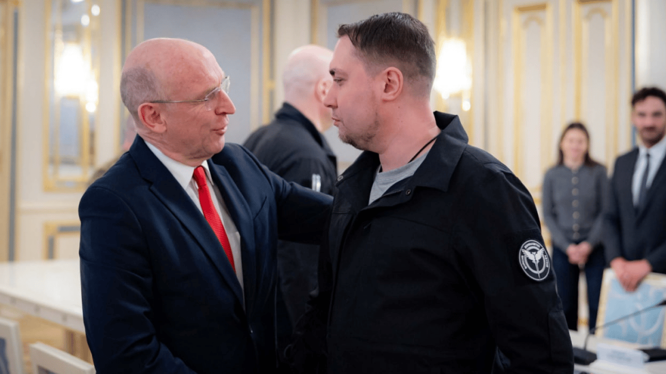 Голомша вітає Буданова в Абу-Дабі