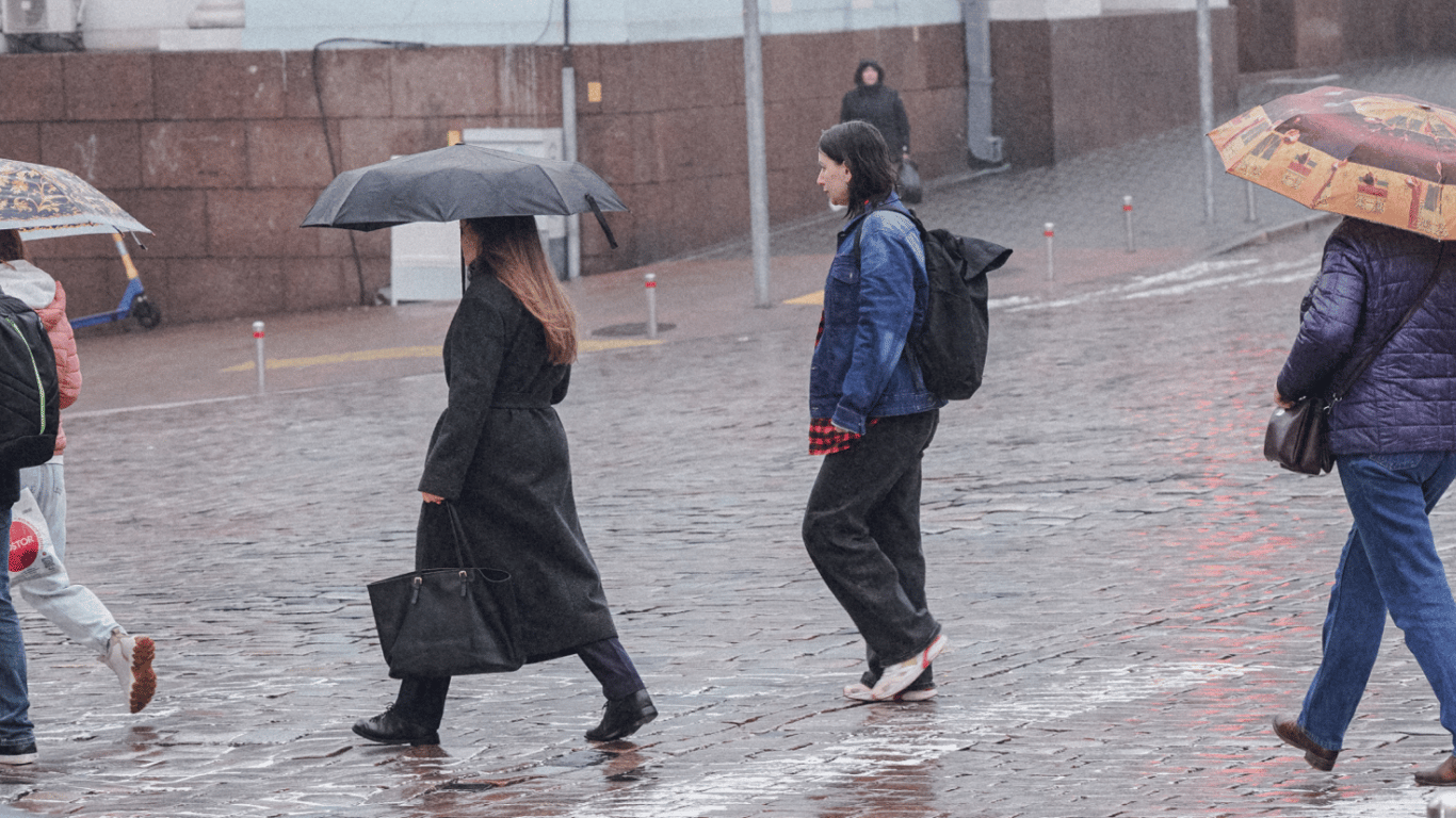 1 kwietnia w Ukrainie: deszcze, burze i spadek temperatury – szczegółowa prognoza