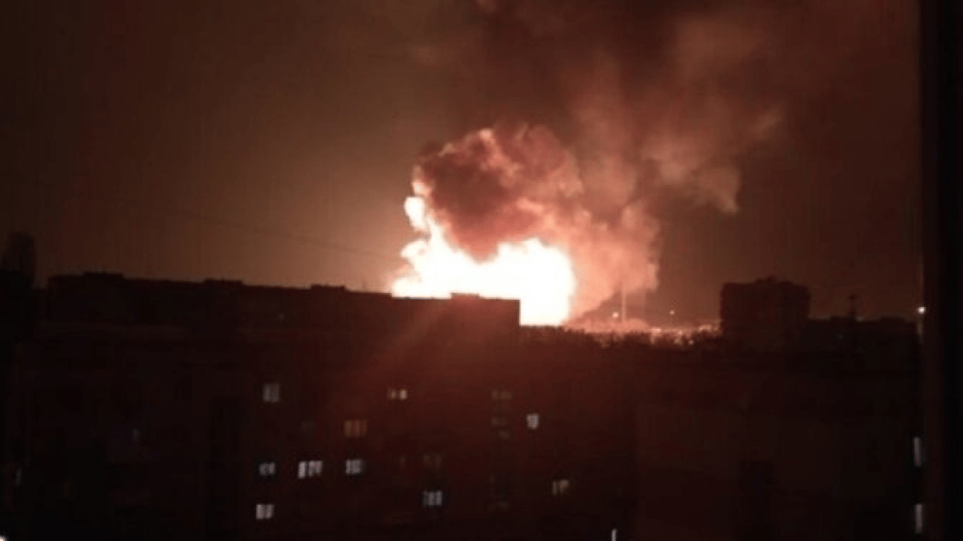 Ночной удар по Одессе: жилой дом повреждён после атаки беспилотников