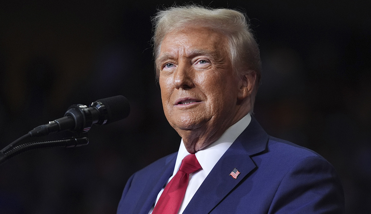 Трамп скорочує війська на Сході