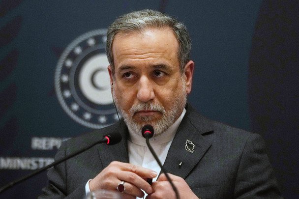 Teheran weist Trumps Behauptungen zu angeblichen Friedensgesprächen zurück: Iran bereit zur Verteidigung