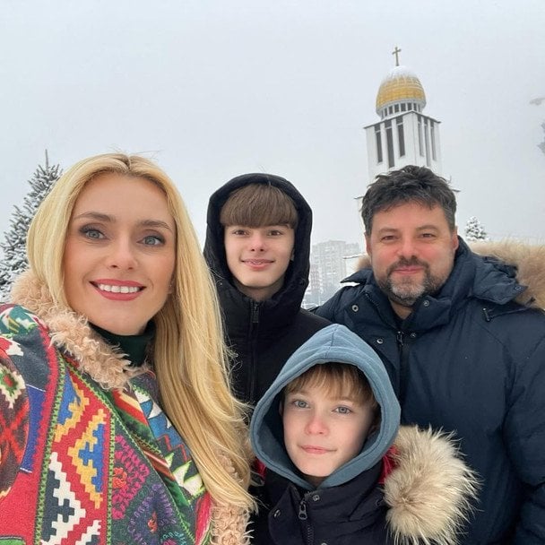 Irina Fedishin Returned from Tours: Rare Family Photos with Husband and Sons