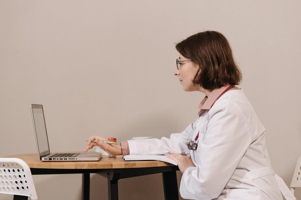 Deklarację z lekarzem podpiszesz przez internet. Ruszył Pacjent.gov.pl