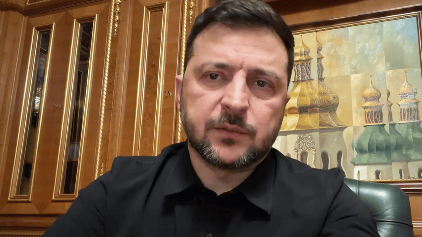 Zelenskyy Calls for U.S. Response to Russian Strikes on Ukraine's Energy Grid