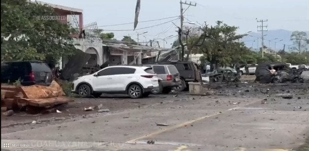 Взрыв рядом с полицейским участком в Мексике: погибли как минимум трое людей