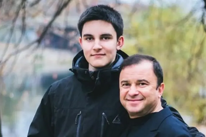 «Ból nie ustępuje». Wiktor Pawlik poruszająco zwrócił się do zmarłego syna