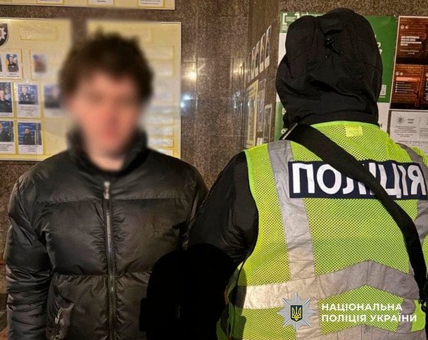 Блогер у лімузині під час блекауту