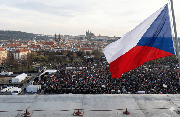 Протест у Празі 250 тисяч