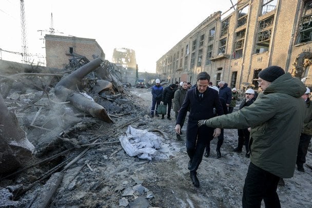Атака на Дарницкую ТЭЦ оставила более 1100 киевских домов без отопления на два месяца
