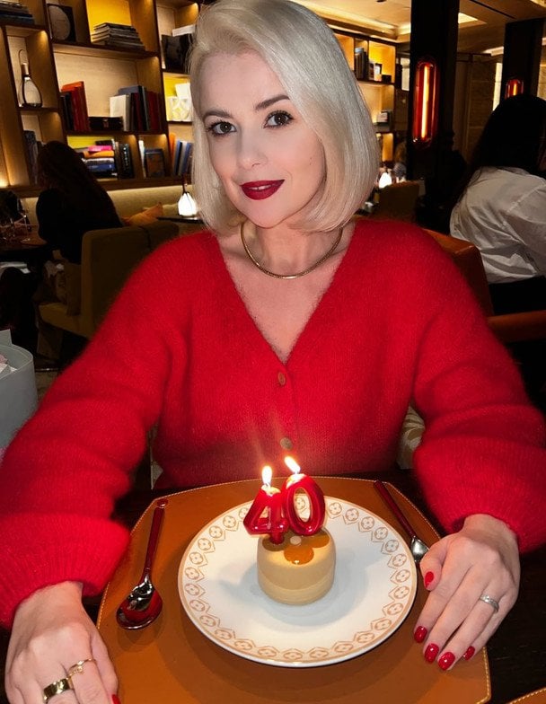 Mika Newton Marks Her 40th Birthday in the US, Declaring She 'Still Feels 25'