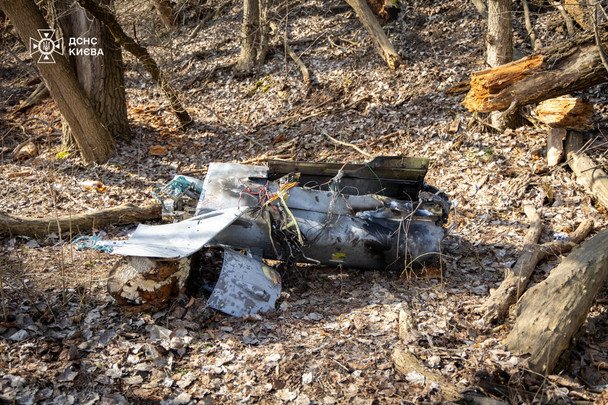 Водолазы достали обломки ракеты