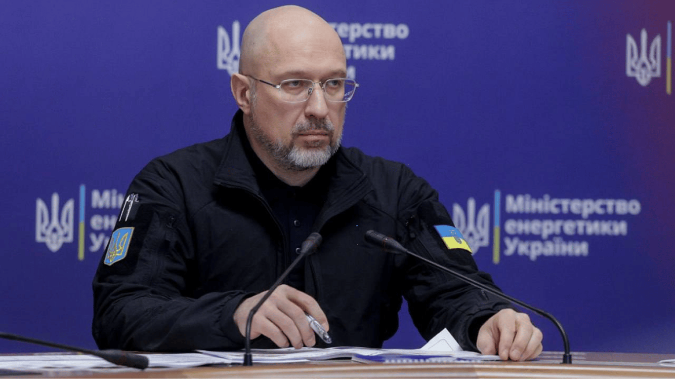 Удар по энергосистеме: российские войска повредили две крупные ТЭС, введены веерные отключения