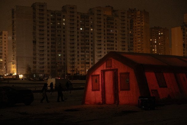Trump's Request Leads to a Brief Russian Pause in Ukraine Until February 1st