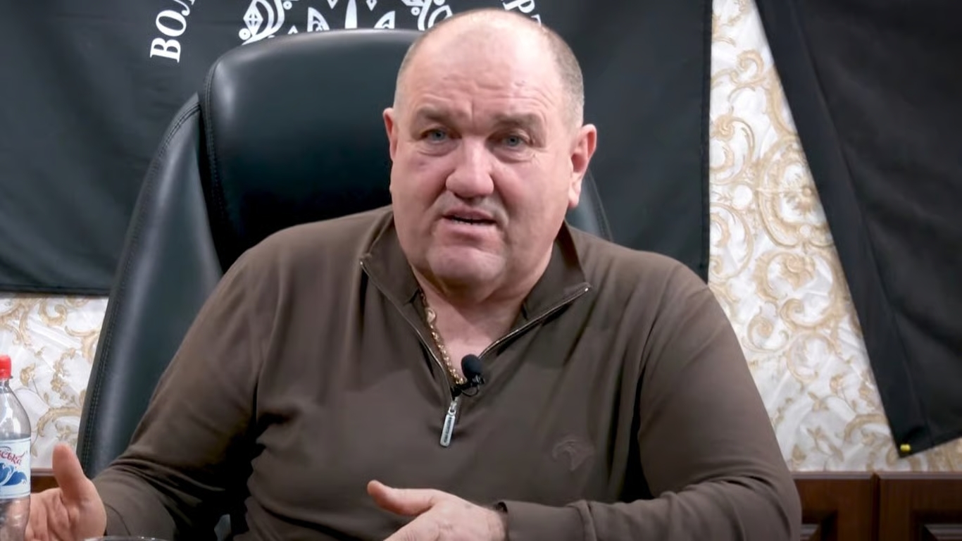 Prezes „Ingulca” rozegrał partyjkę szachów z Anthonym Joshuą. Co wiadomo o wizycie mistrza?