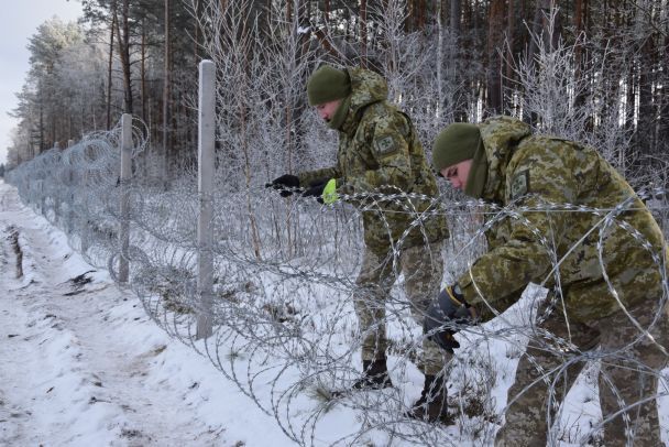 Ukraine verstärkt Grenzsicherung zu Belarus: Lage an der Nordflanke