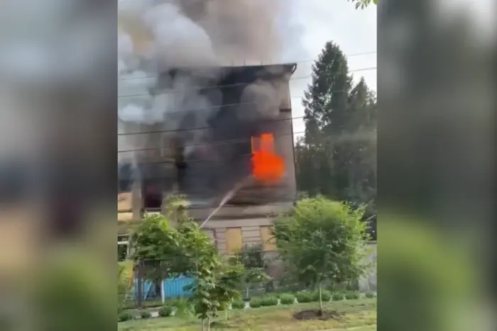 In Charkiw brennt das Gebäude des TCK