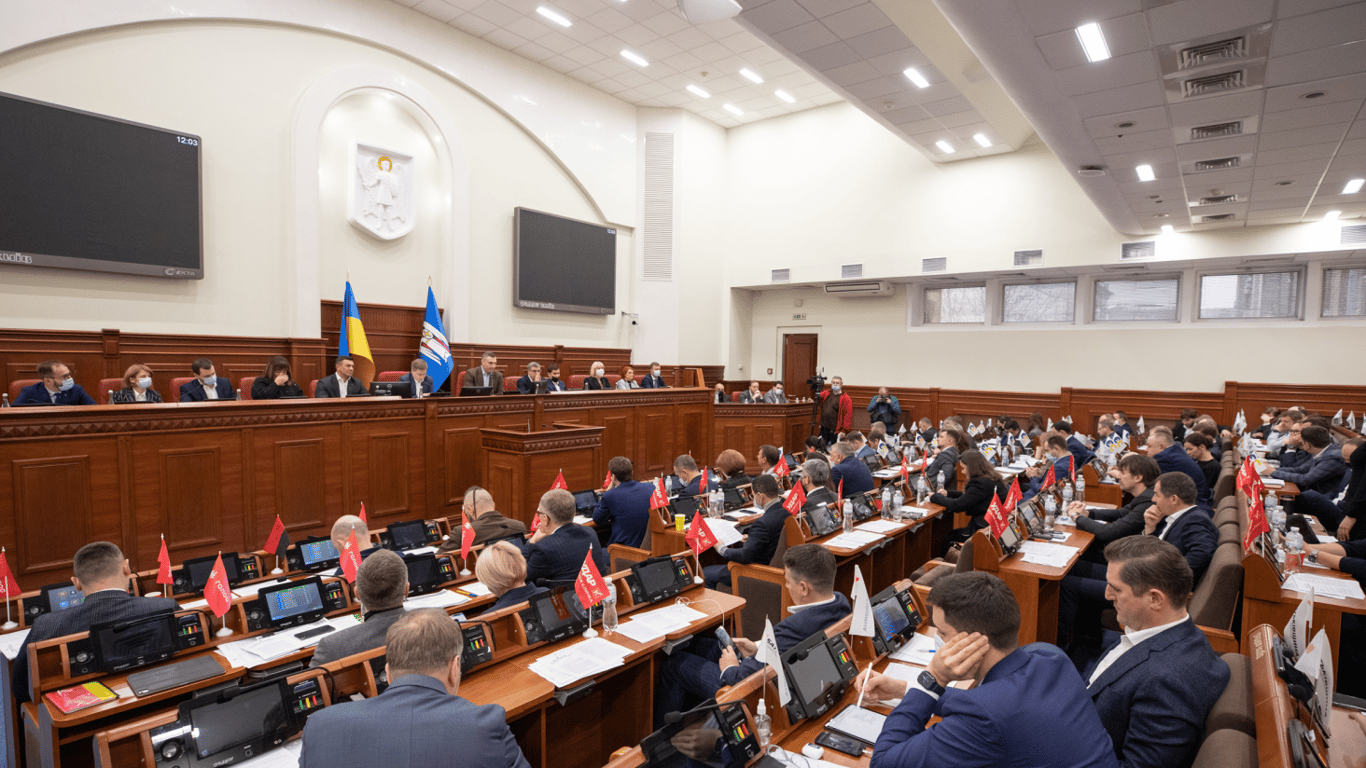 Київська земельна комісія паралізована