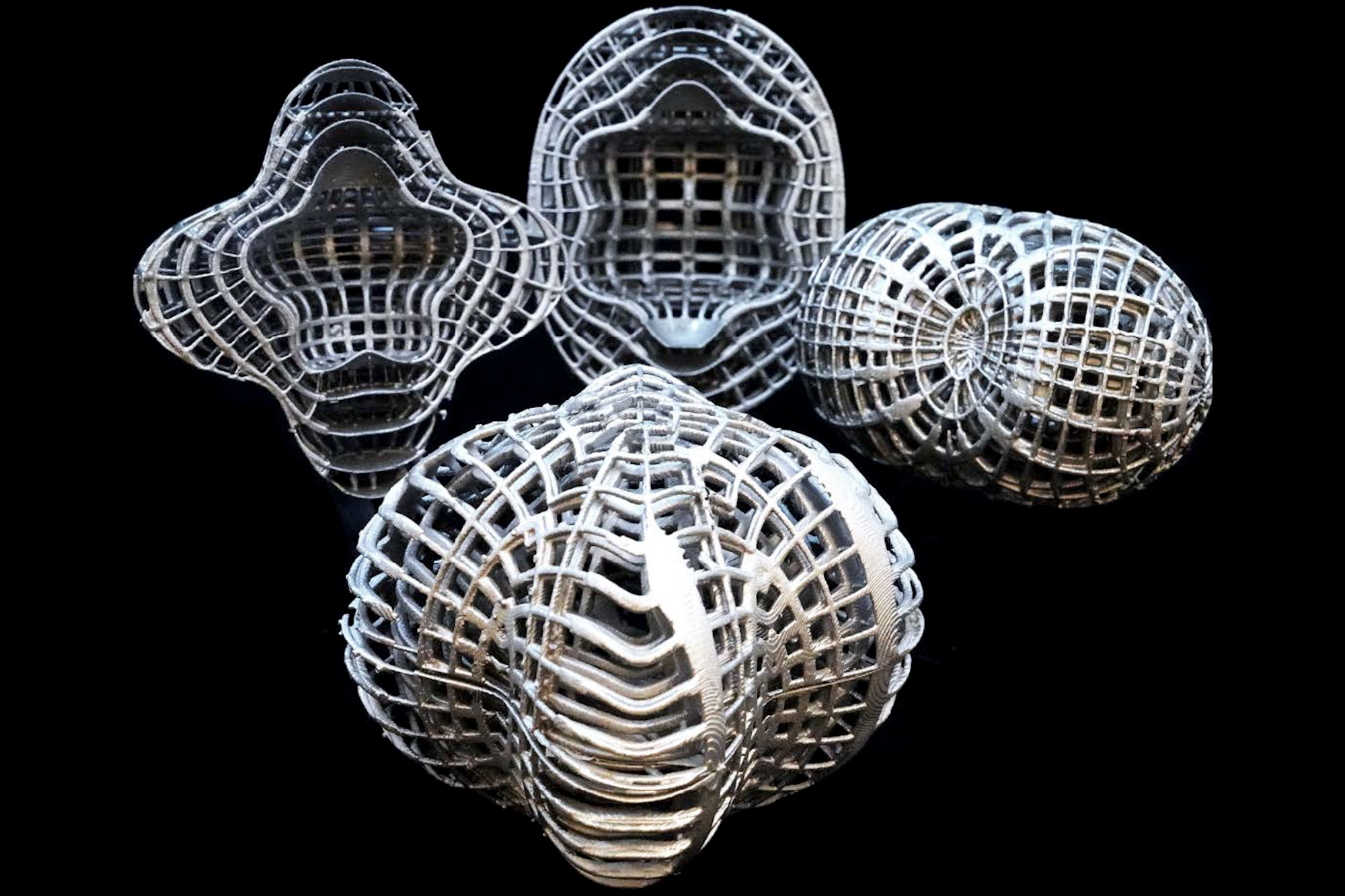 3D invisibility cloak hides from thermal