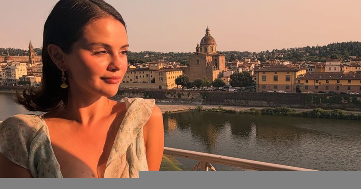 Selena Gomez with husband in Italy
