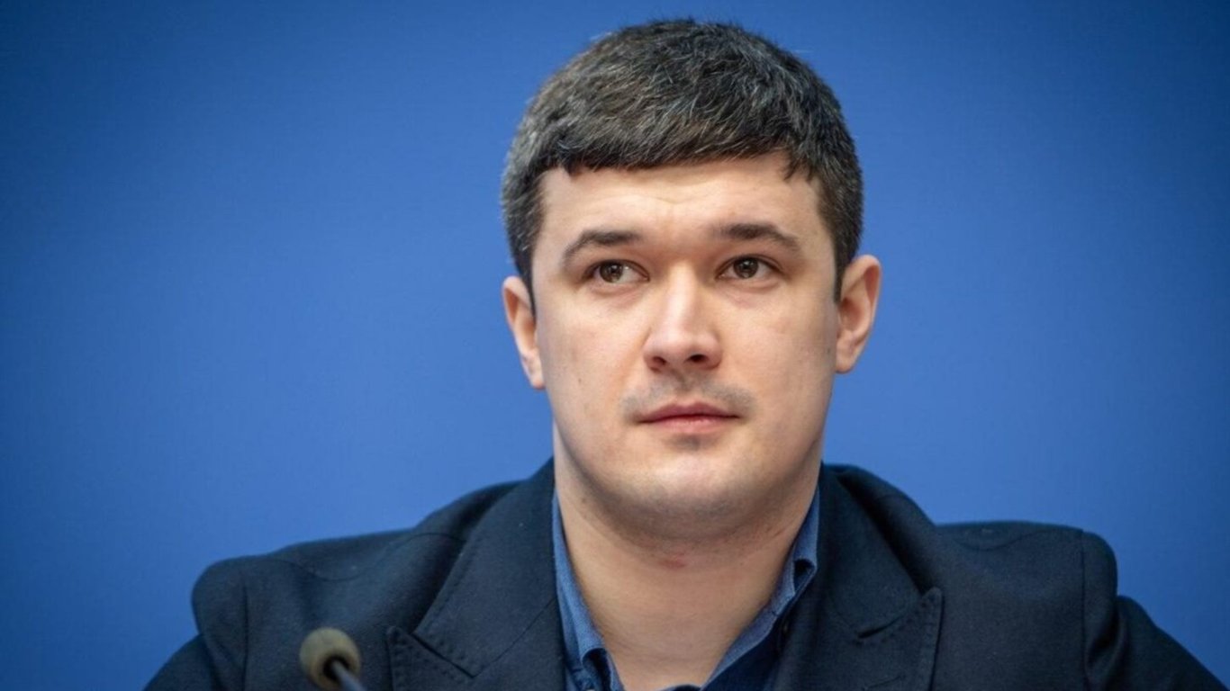 Міністр оборони на фронті