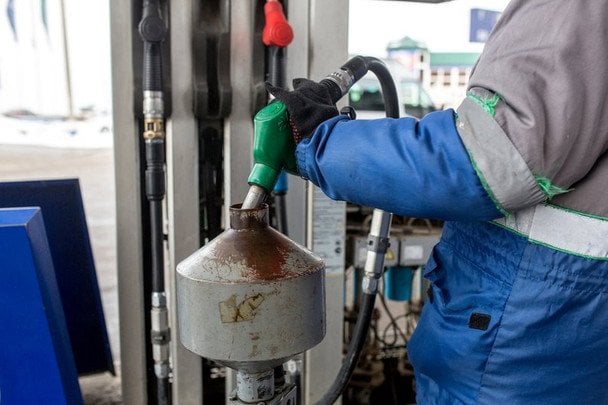 Експерти перевірили АЗК: де в Україні найбільше недоливають паливо