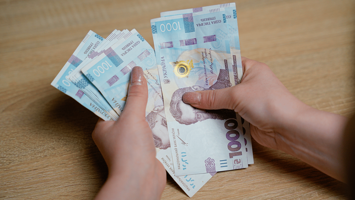Стратегии защиты сбережений от 100 тысяч гривень: рекомендации экспертов на 2026 год