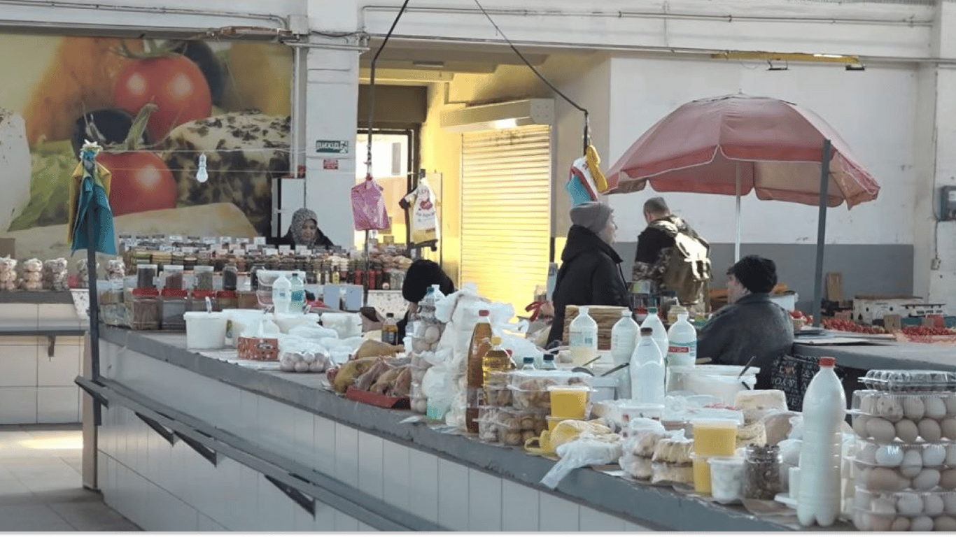 На одесском рынке «Черемушки» после обстрелов подешевела молочная продукция
