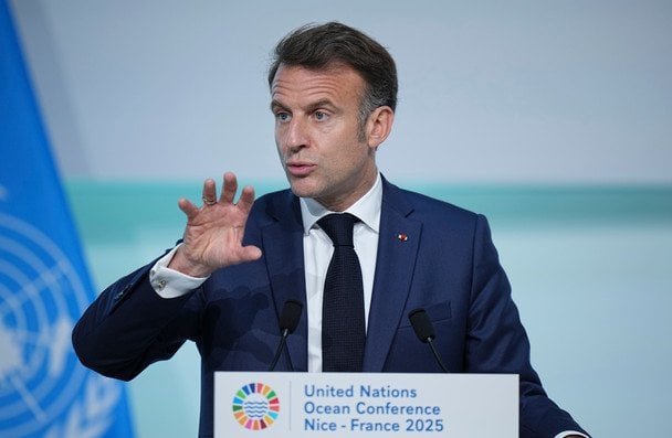 Macron spoke about possible direct negotiations of Europe with Putin: what does it mean