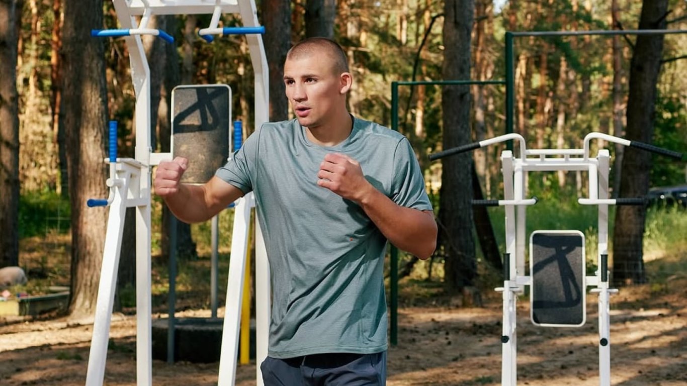 Хижняк переходить у професійний бокс