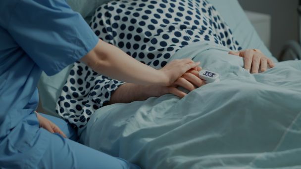 Transplantacja serca: pacjent powtórzył los dawcy po 13 latach