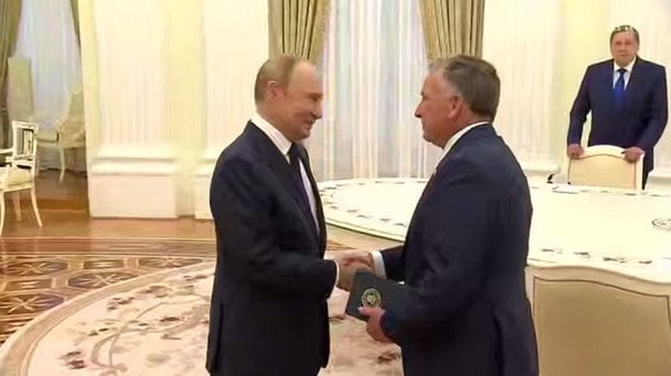 Зеленський і Трамп у Давосі