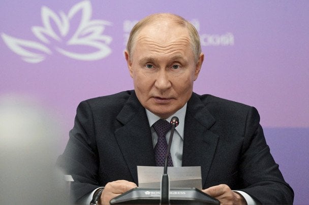 Вбивство лідера Ірану врятувало економіку Путіна