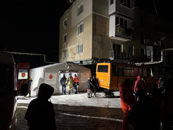 Российские войска атаковали Одессу: повреждены инфраструктура и жилые дома