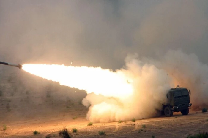 В Донецке раздались мощные взрывы: Himars ударили по оккупантам